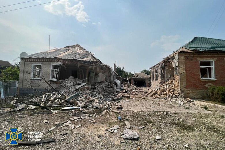 Правоохоронці відкрили кримінальні справи по обстрілам військами РФ Словянська та Краматорська, - голова СБУ Баканов 04