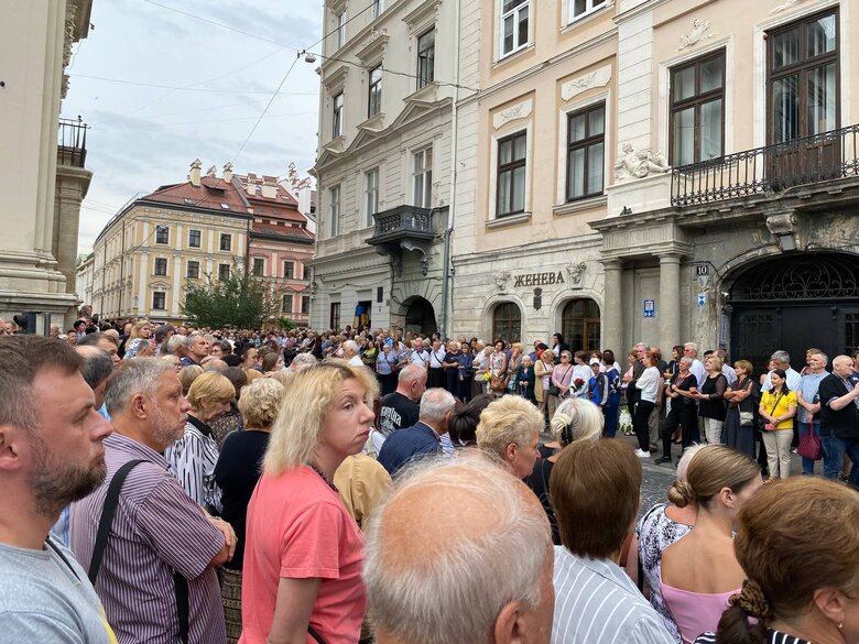 У Гарнізонному храмі Львова розпочався парастас за Іриною Фаріон