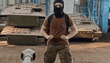 Станцевали на танках: блогеры проникли в цех с военной техникой в Харькове. ВИДЕО