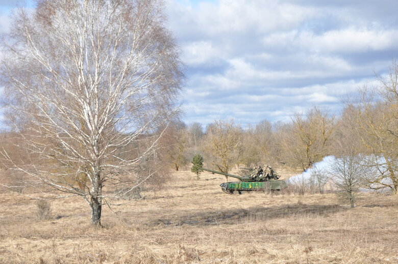 Об’єднані сили провели масштабні навчання у Чорнобильській зоні біля білоруського кордону 17