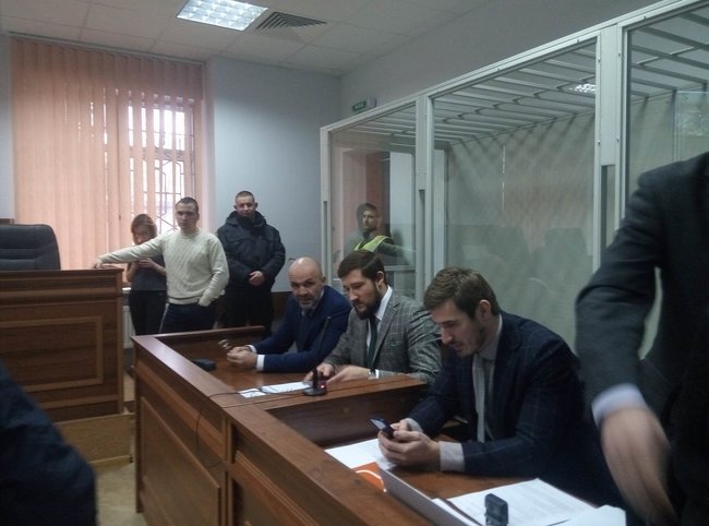 Суд з обрання запобіжного заходу Мангеру 01