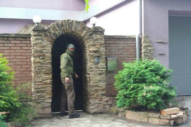 Як і за що НАБУ обшукувало суддю Вовка 08