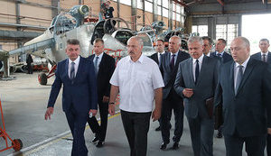 Лукашенко объявил о национализации авиазавода Богуслаева в Беларуси