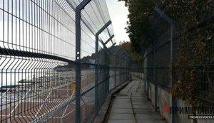"Пляжный Освенцим": оккупанты стали огораживать море в Крыму так, "как раньше и не снилось". ФОТОрепортаж
