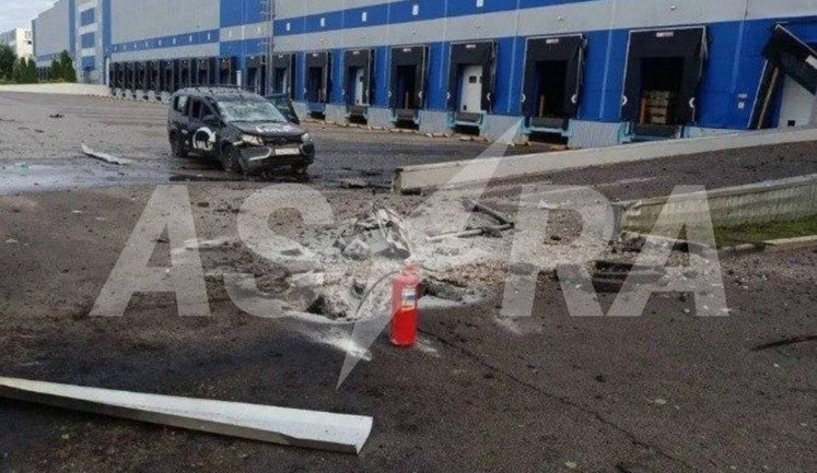 Складські приміщення атаковані в трьох регіонах РФ. Серед них - склади Wildberries. ВІДЕО+ФОТОрепортаж