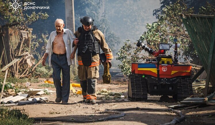Consequences of hostile strike on Druzhkivka: one wounded, 43 houses damaged. VIDEO+PHOTOS