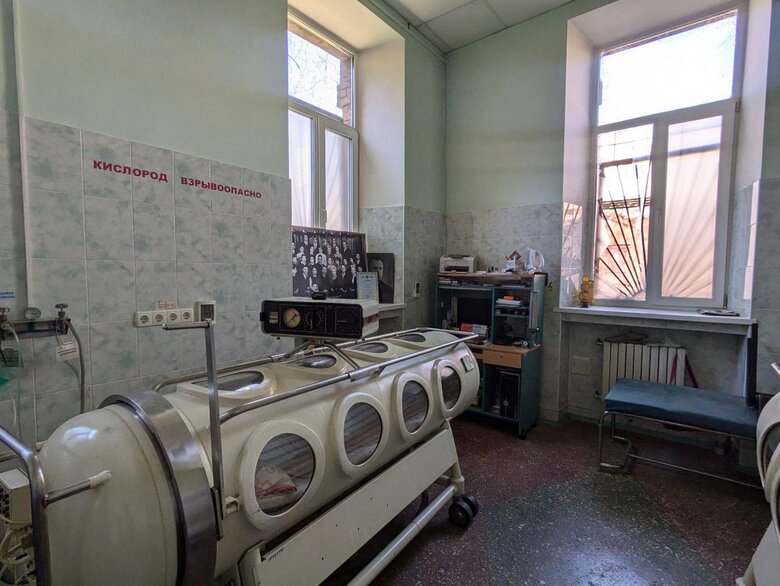 Одесская больница после обстрела