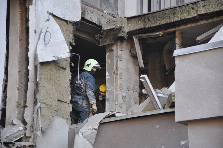 Наслідки обстрілу в Києві 28 квітня 06