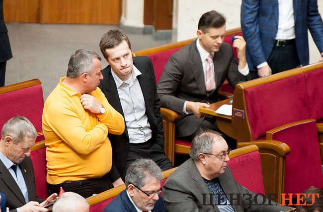 Розмова Ляшка і Воропаєва, нарада Батьківщини, бесіда Кононенка і Москаленка та Рибчинський, який вивчає акаунт Чудновського, - день роботи Ради 8 листопада 02