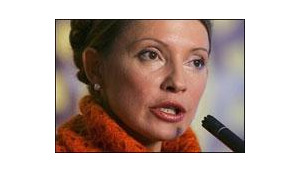 Тимошенко заболела: у нее пропал голос...