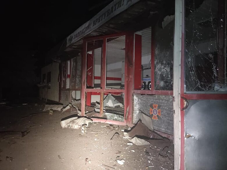 Рашисти вдруге обстріляли пожежну частину у Бахмуті, - ДСНС 01