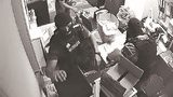 Ограбление ювелирного магазина правоохранителями: судьбы обвиняемых