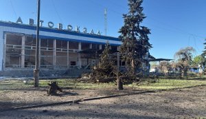 Доба на Донеччині: майже 1000 атак, під вогнем Слов’янськ та Краматорськ. ФОТОрепортаж