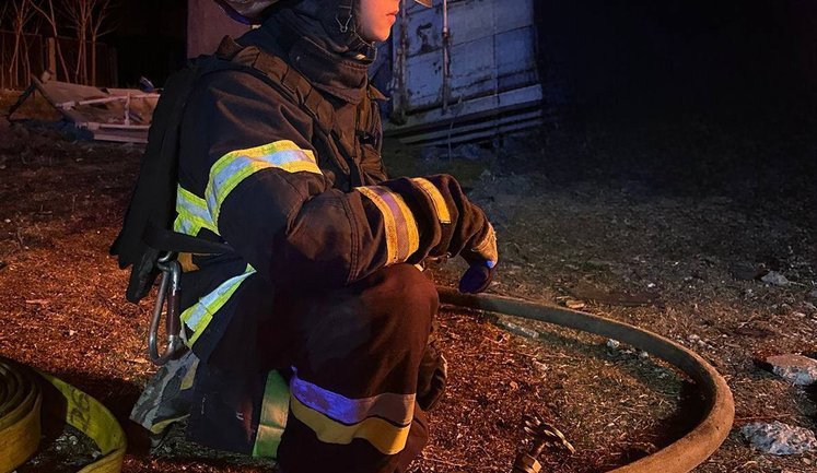 Війська РФ атакували дронами Одещину: постраждала людина, пошкоджено портове обладнання та цивільні судна (оновлено). ФОТОрепортаж