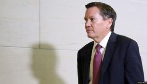 Трамп уволил инспектора Аткинсона, признавшего заслуживающей доверия жалобу о давлении администрации президента США на Украину