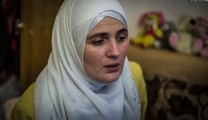 Окупанти затримали ще одну кримськотатарську активістку Муміне Салієву, - адвокат Курбедінов