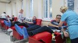 У перші години після атаки на мера Гданська Адамовича поляки вишикувалися в черги біля пунктів збору крові. ФОТОрепортаж