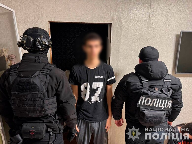 Нацполіція знешкодила шахрайські колл-центри, що вимагали мільйони у пенсіонерів
