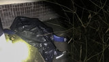 У Києві на Теремках у дворі 9-поверхівки знайшли труп молодого хлопця. ФОТОрепортаж