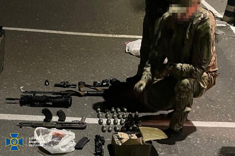 The SSU detained six more traffickers who were selling trophy weapons in Ukraine
