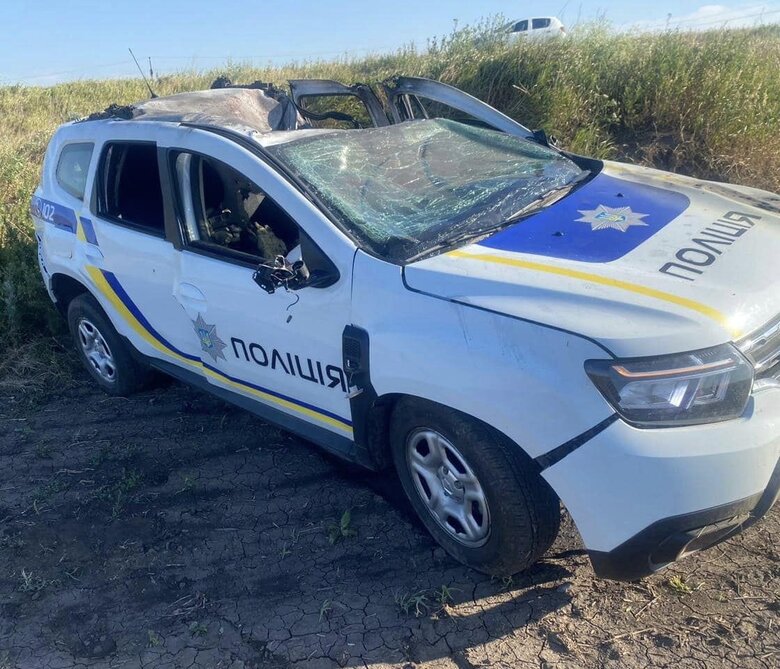 Поліцейське авто після атаки російського дрона