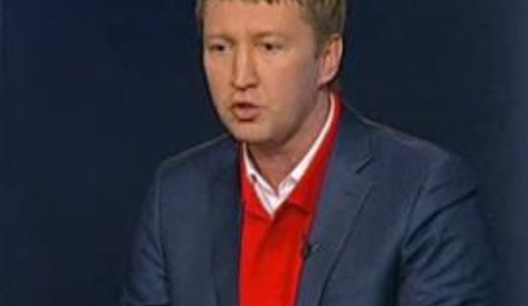 У Кличко назвали Януковича постоянно бегающего к Путину – "стыдом для всего мира": Где еще такое позорище было?. ВИДЕО