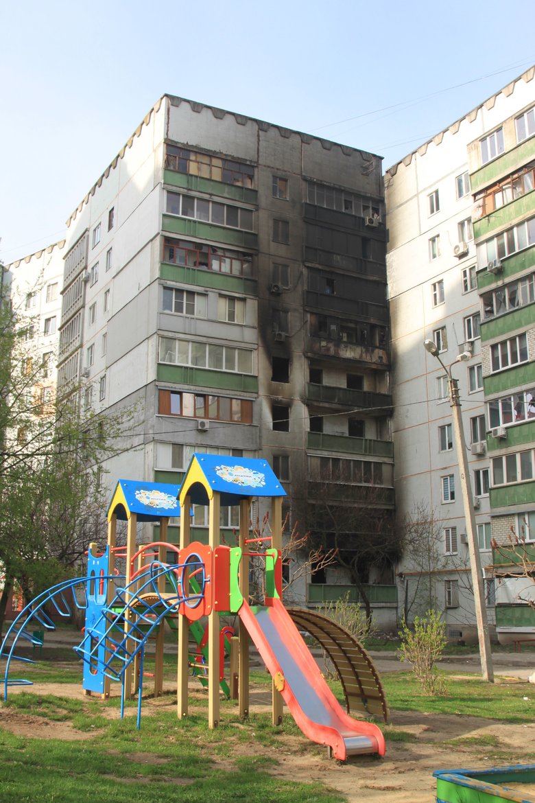 Харків: зруйнована вулиця Дружби народів на Салтівці як символ тієї самої дружби народів 03