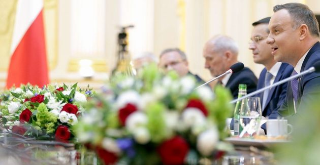 Трамп и Дуда обсудили ситуацию в Украине и белорусско-российские учения Запад-2017 02