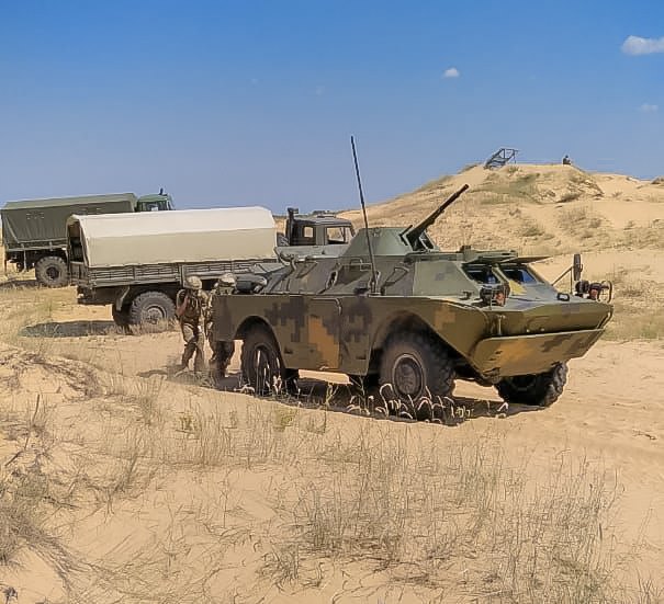 Морпехи провели учения с боевой стрельбой и отработкой разведдействий 01