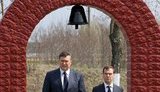 Янукович срочно едет к Медведеву за газовыми уступками. Визит готовится в условиях строгой секретности, - СМИ
