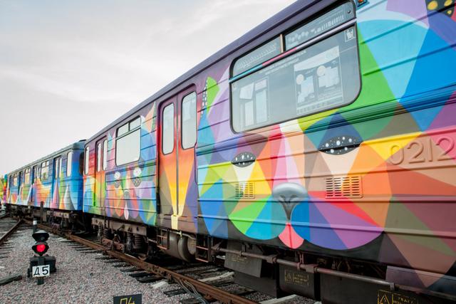 киев метро поезд рисунок