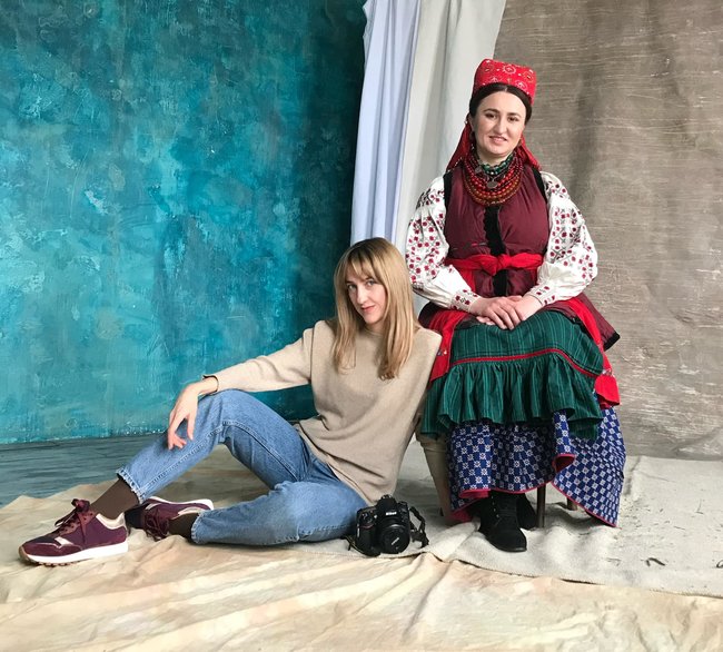 20 травня - День вишиванки. Етнограф Анна Сенік: У кожній області люди віками обирали одяг, який пасує саме їм 23