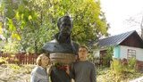 Вандали спиляли пам