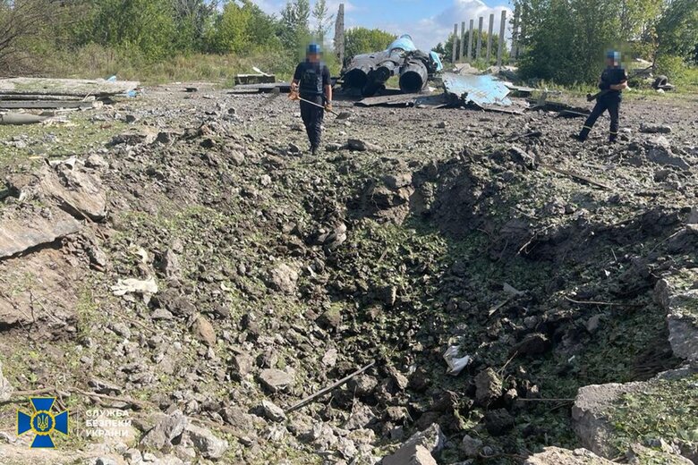 СБУ повідомила про підозру Червінському у справі про обстріл окупантами аеродрому Канатове на Кіровоградщині 04