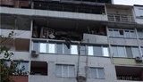 В Одессе балкон новостроя упал на машину. ФОТО