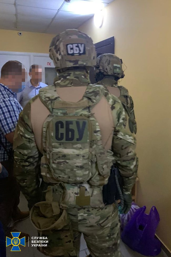 СБУ накрила проросійське угруповання Киви Патріоти за життя, під час обшуку знайшли зброю і наркотики, - ЗМІ 01