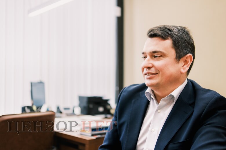 Артем Ситник: Я розумію, що у багатьох є надія, що якщо не буде декларування, то до їхніх необґрунтованих активів ніхто не добереться. Насправді це не так 03