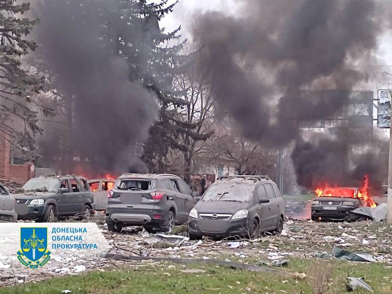 Наслідки ворожого удару по Слов’янську: п’ятеро людей у важкому стані 05