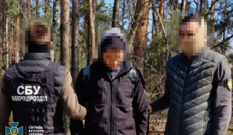 Будівельник із Ірпеня реєстрував Старлінки для рашистів, його затримано, - СБУ. ФОТО