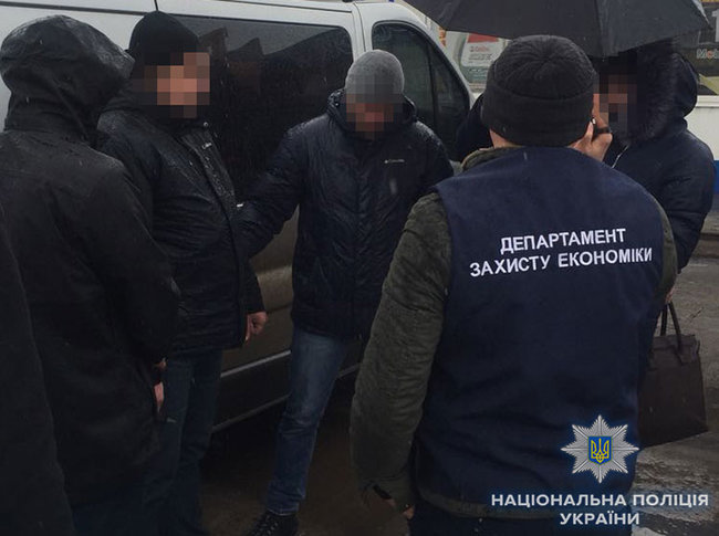 Чиновника РЕМ на Луганщині затримано за вимагання 210 тис. грн хабара, - Нацполіція 01