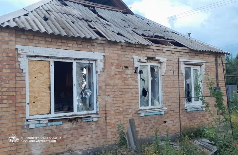 Россия почти 20 раз атаковала Днепропетровскую область дронами, артиллерией и авиабомбами.