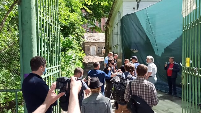 Ні - руйнуванню історичного Києва!: активісти протестують проти забудови маєтку 19 століття в центрі столиці 25