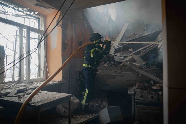 Удар дронів по Сумах Пошкоджено цивільну будівлю