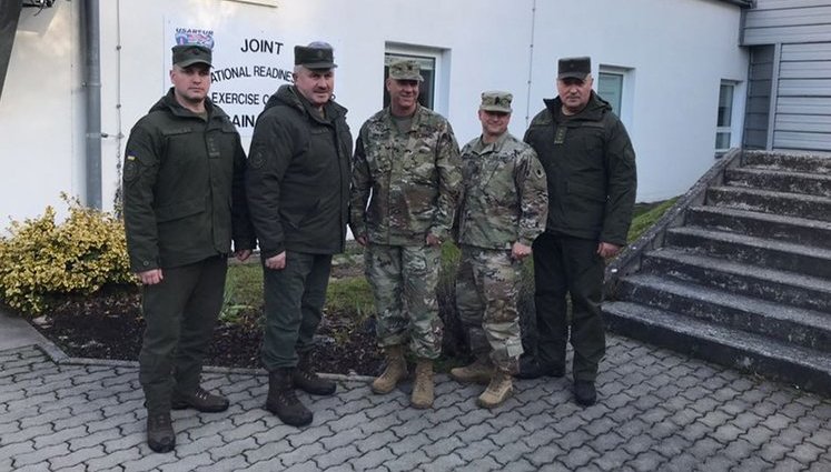 Аллеров и Ходжес обсудили возможность совместных учений Нацгвардии и Вооруженных сил США в Европе. ФОТОрепортаж