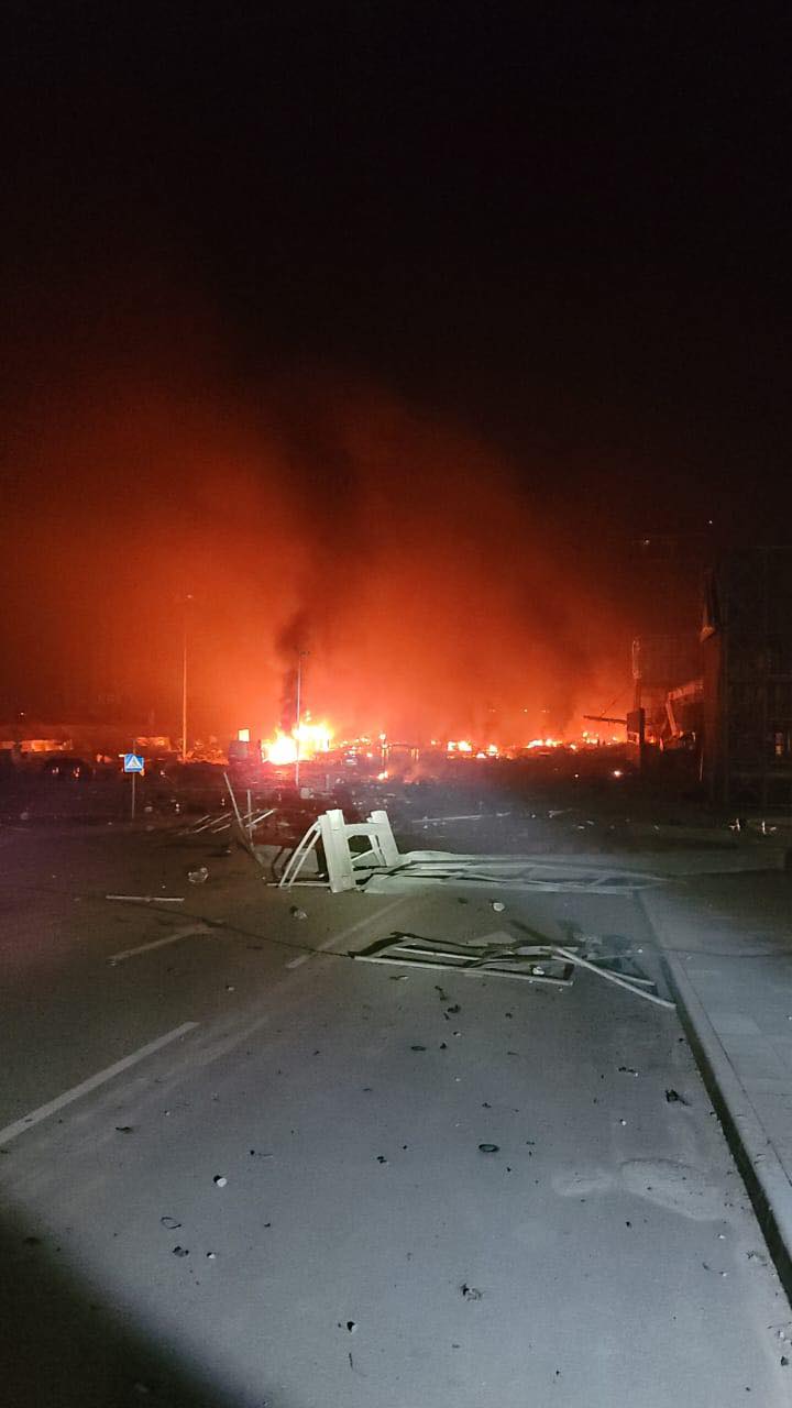 У Подільському районі Києва - кілька потужних вибухів, - Кличко 01