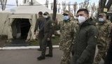 Зеленський побував у наметовому містечку для хворих на COVID-19 у зоні ООС. ВІДЕО+ФОТОрепортаж