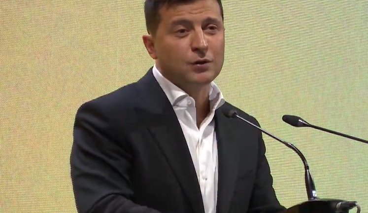 С 2021 года Украина входит в режим "без бумаг", госучреждения не смогут требовать документы в бумажном виде, - Зеленский. ВИДЕО
