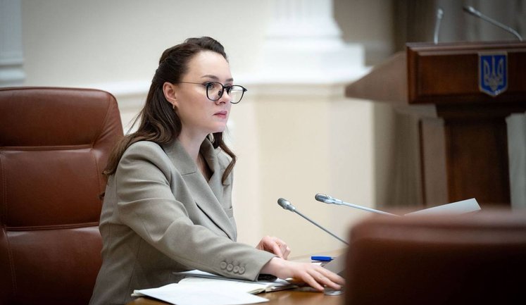 "Зимова підтримка": Свириденко пояснила причину затримки виплат 6500 гривень для вразливих категорій