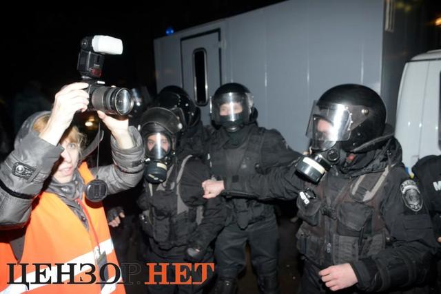 суд 