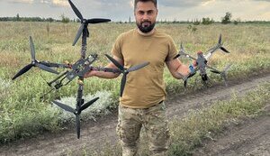 Головний сержант взводу ударних БПЛА 109-ї бригади ТрО Єгор Фірсов: "Практично всі дрони, які ми отримуємо від держави, потрібно переробляти"